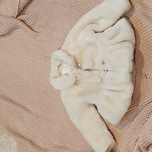 Weatherproof baby Faux Fur coat 18M kt3